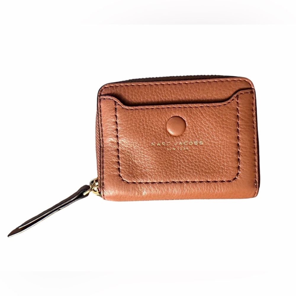 MARC JACOBS tan WOMEN'S MINI EMPIRE CITY COMPACT LEATHER WALLET